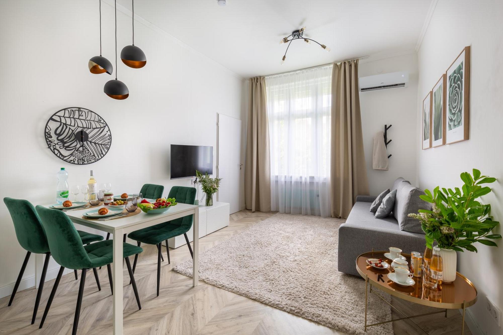 Kiraly Home By Stn Будапеща Екстериор снимка