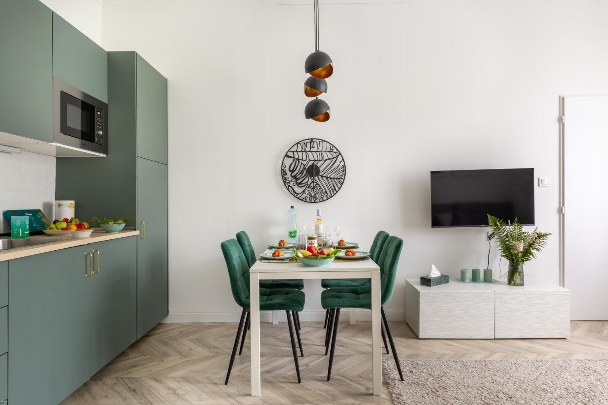 Kiraly Home By Stn Будапеща Екстериор снимка